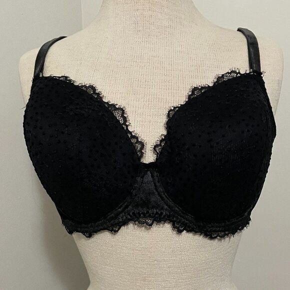Victoria's Secret Lined Demi Lace Boho Lace and Velvet Bra Size 38DD - Picture 1 of 10